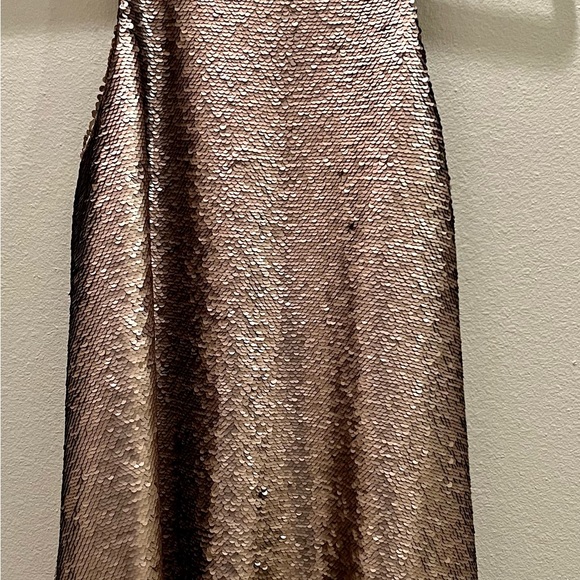 Cinq a Sept Sequin Dylan top - Picture 2 of 4